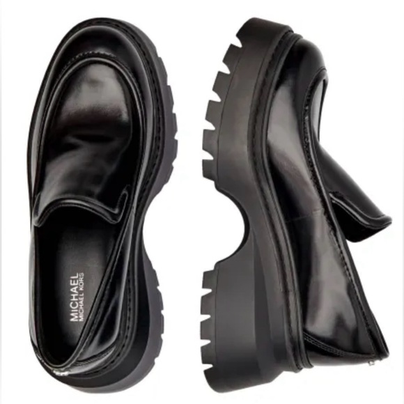 MICHAEL MICHAEL KORS
Shiloh Leather Loafer  Black Size 8.5 - Picture 4 of 12